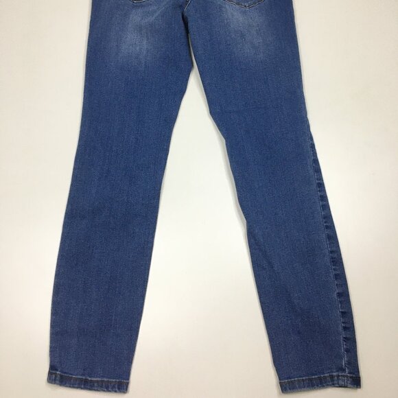 TAHARI Medium/Light Wash Fit Solution CHLOE 5 Pocket Logo Hardware Jeans - Picture 12 of 12